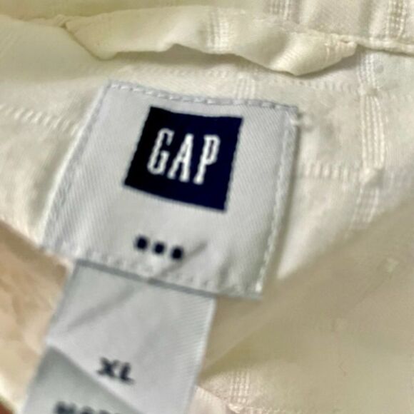 GAP Men's White Button Down Short Sleeve Shirt XL - Picture 6 of 6